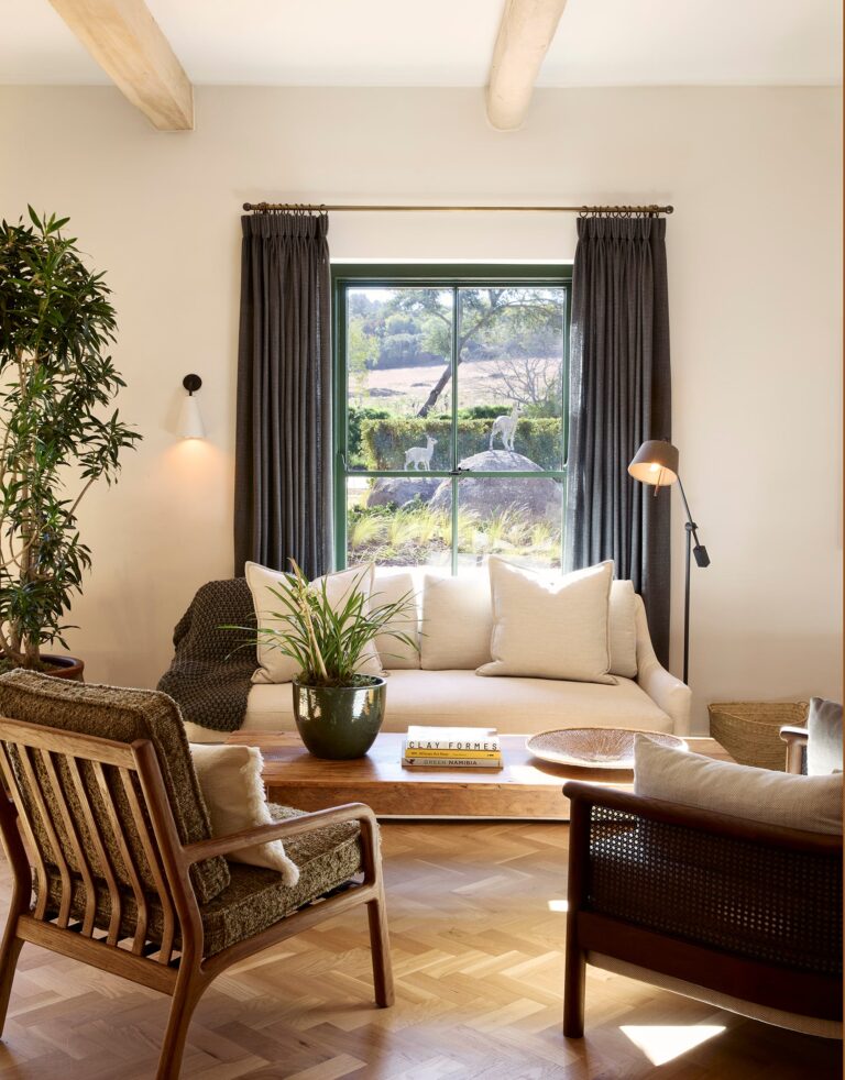 Sitting area at Spier Hotel with mix and matched furniture