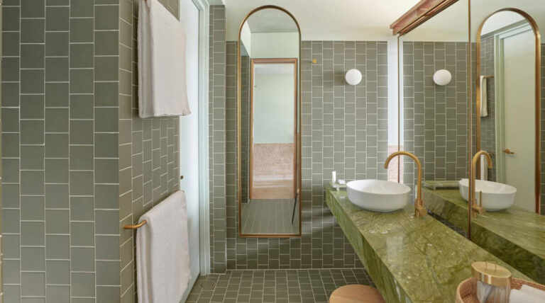 bathroom in the guest rooms at The Calile Hotel